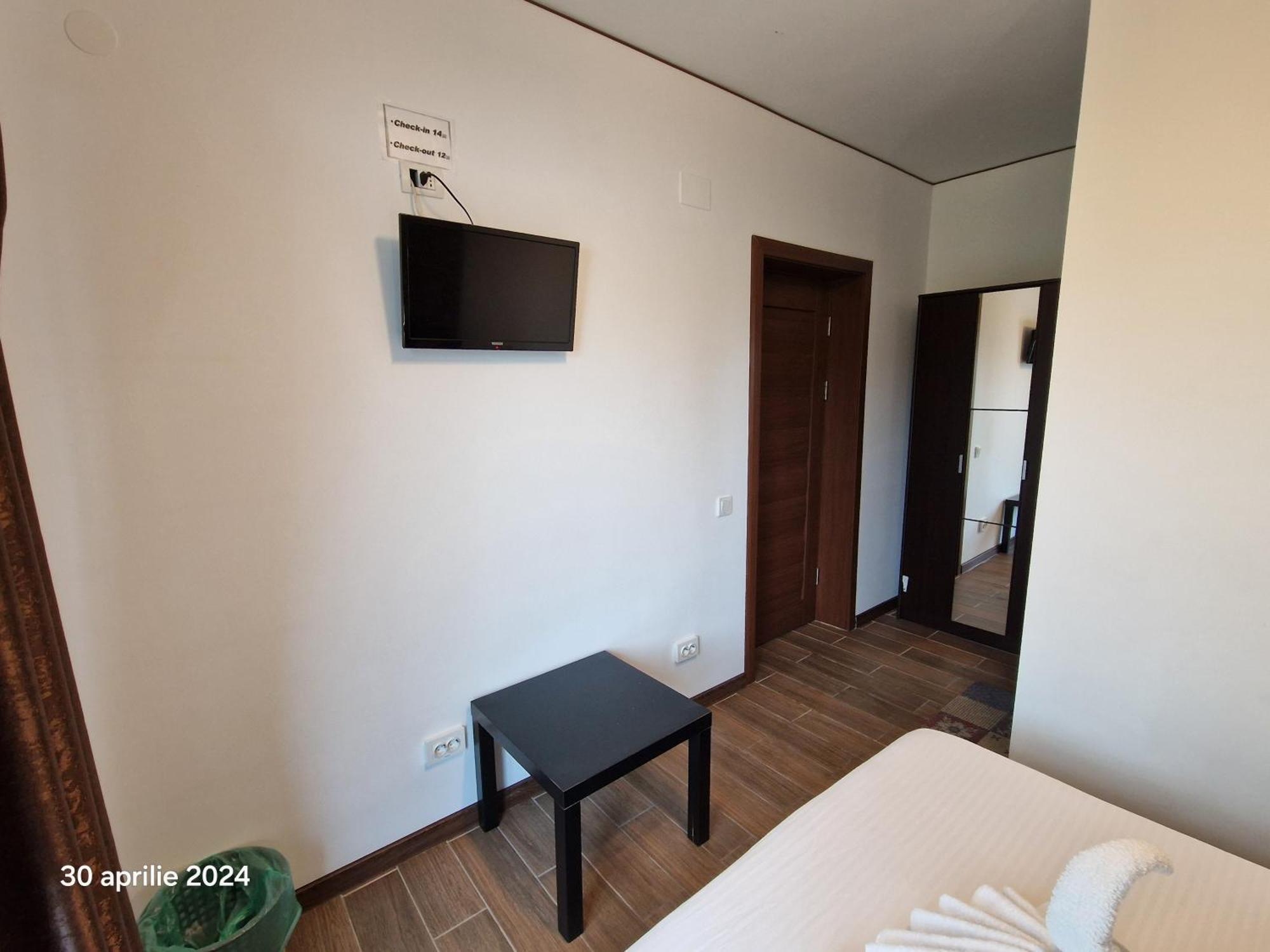 Casa Adrian 2 Mai Apartment Bilik gambar