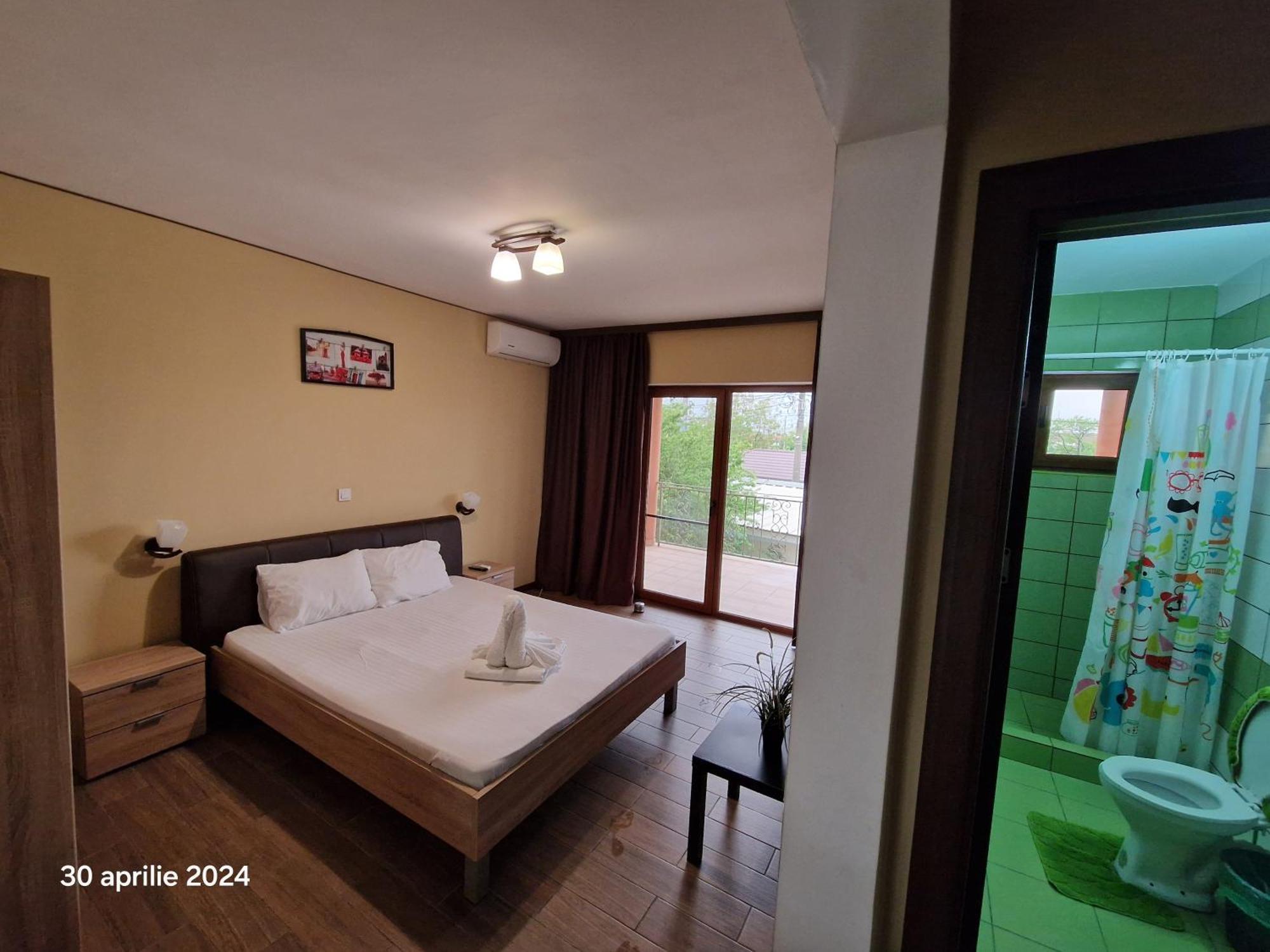 Casa Adrian 2 Mai Apartment Bilik gambar