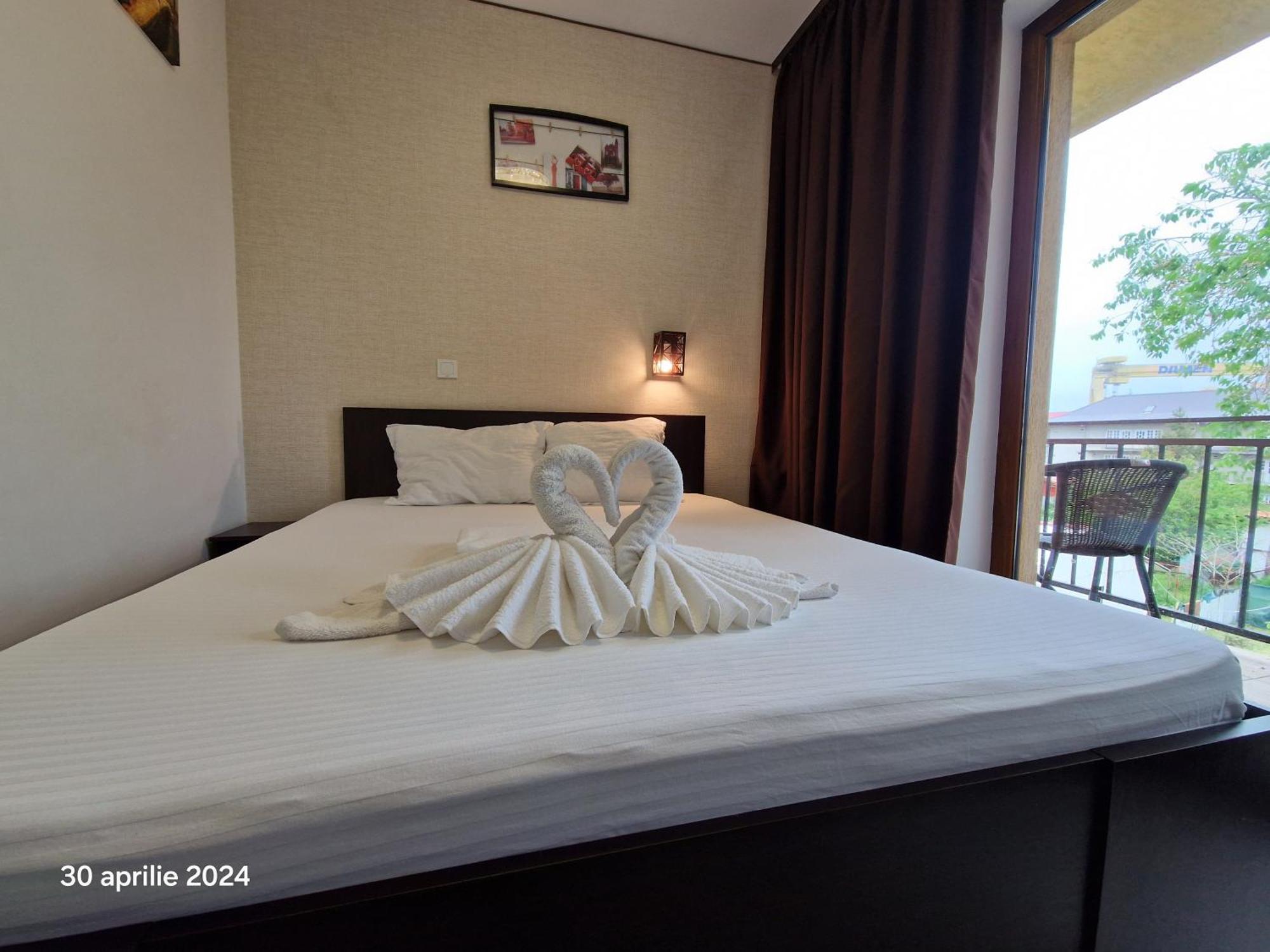 Casa Adrian 2 Mai Apartment Bilik gambar
