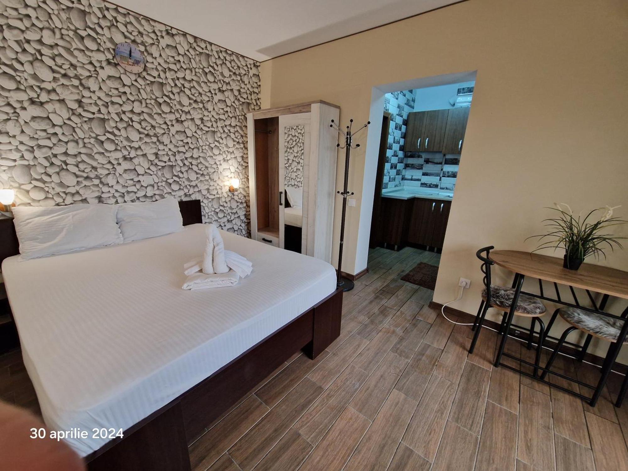 Casa Adrian 2 Mai Apartment Bilik gambar